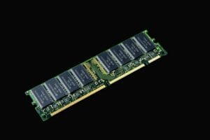 Módulo de memoria que representa referencias débiles y cachés en Python